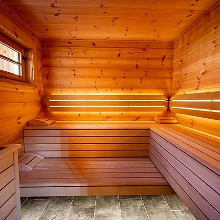 Dağ evi Dorf-chalets Mit Sauna