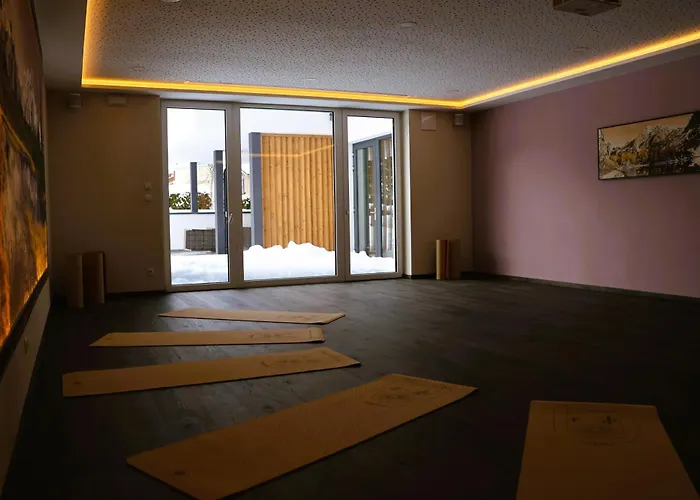 Dorf-chalets Mit Sauna شاليه